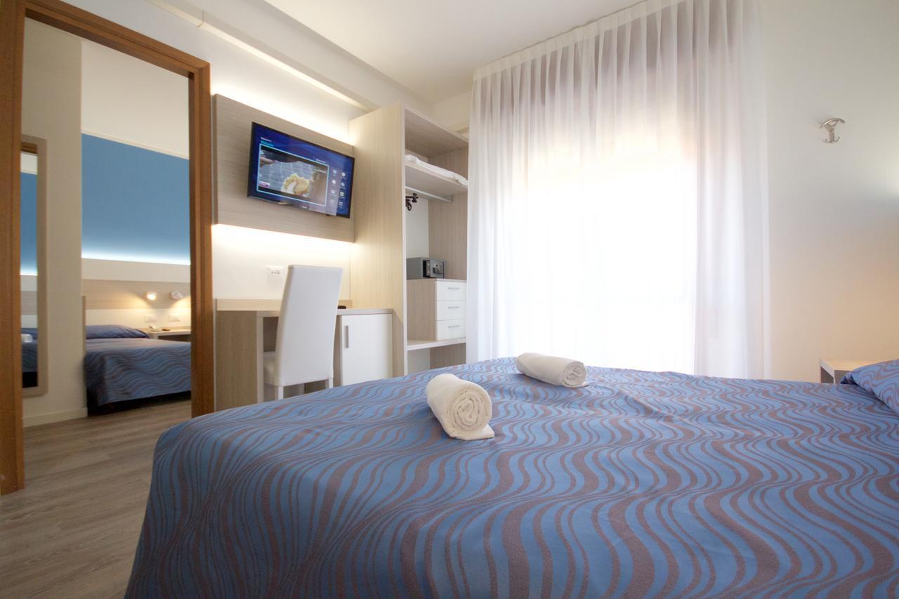 Hotel Serenella Lido di Jesolo Eksteriør bilde
