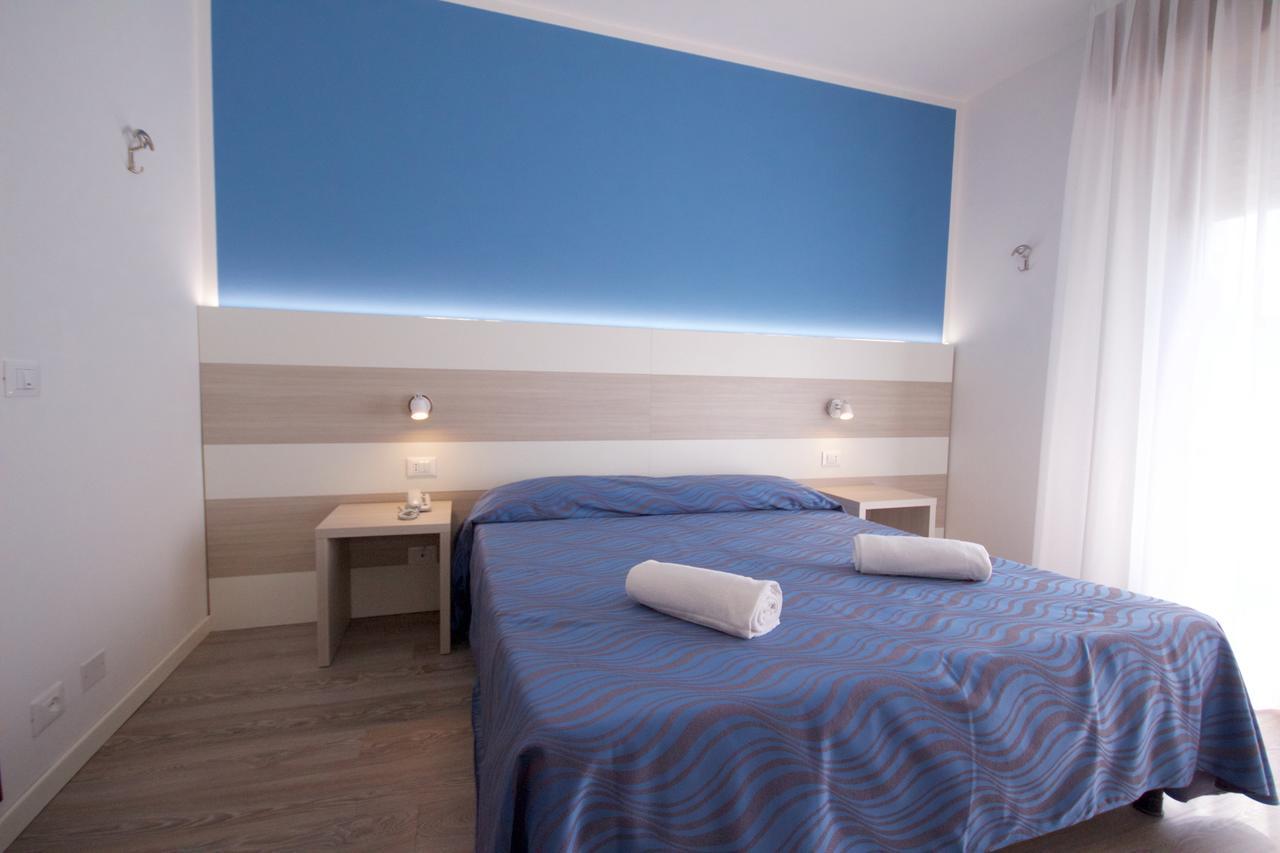 Hotel Serenella Lido di Jesolo Eksteriør bilde