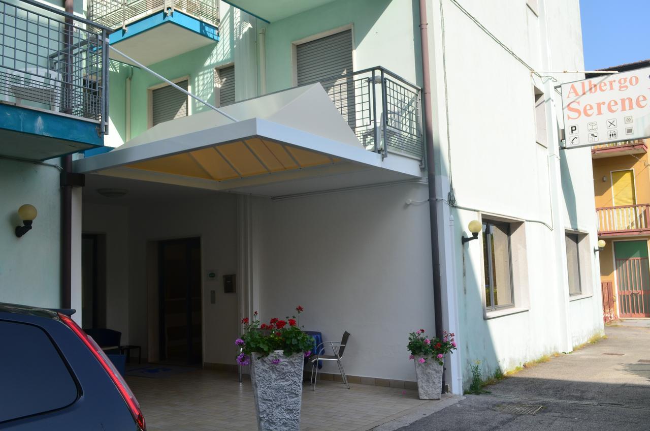Hotel Serenella Lido di Jesolo Eksteriør bilde